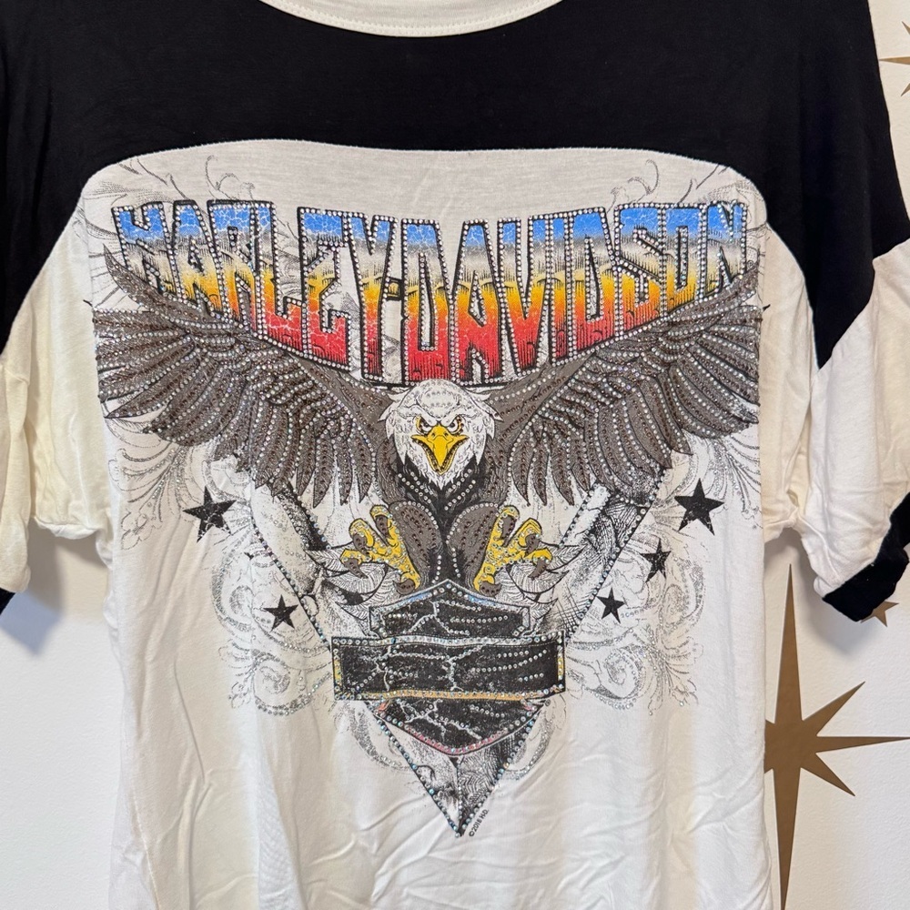 Harley-Davidson Women's Black and White Eagle Tee - Picture 3 of 4